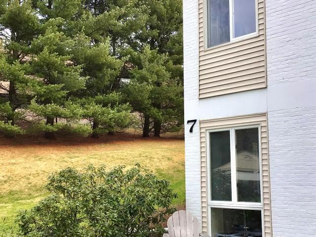 Property for rent in Millbrook, New York