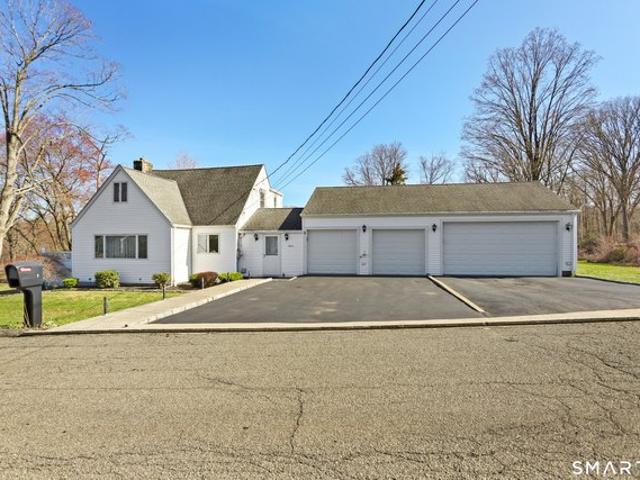 House for sale in Trumbull, Connecticut