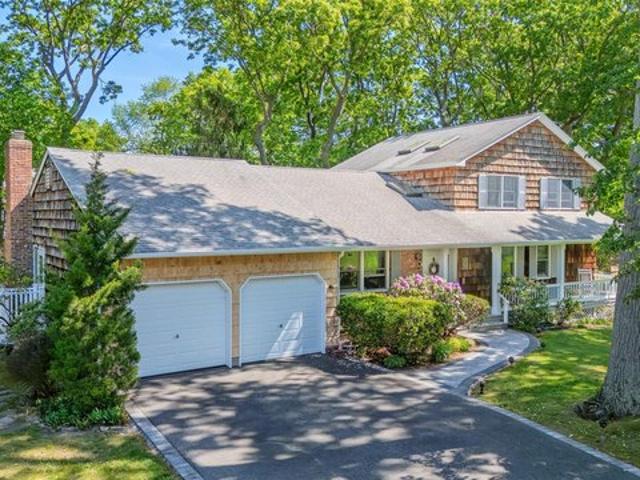 House for sale in Centereach, New York
