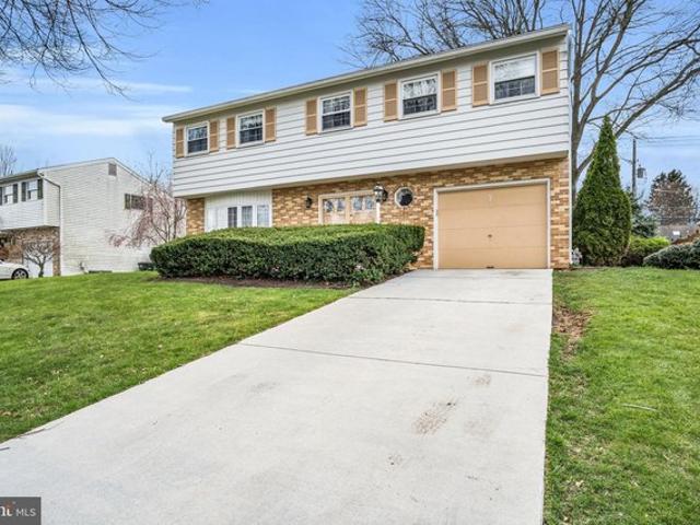 House for sale in Cumberland, Pennsylvania