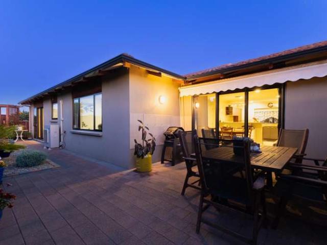 House for sale in Paraparaumu Beach, Paraparaumu