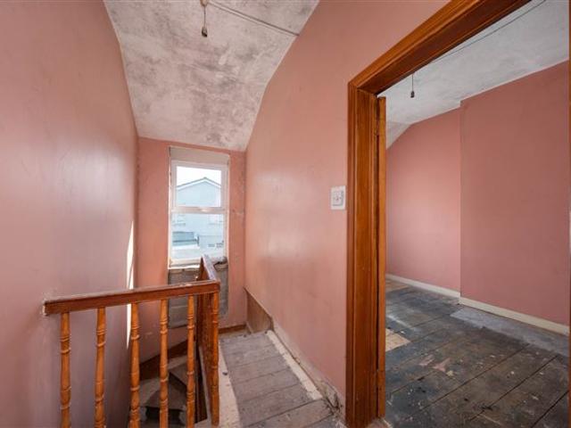 Terraced House for sale in Athlone