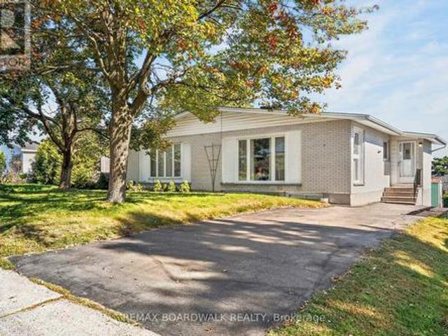 House for sale in Knoxdale-Merivale, Ottawa