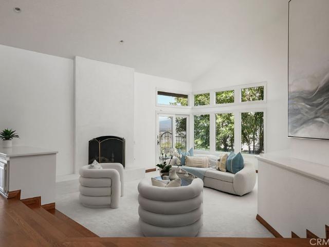 Condo for sale in Corona Del Mar, California