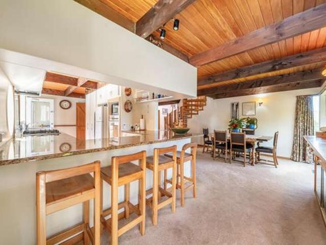 House for sale in Days Bay, Wellington