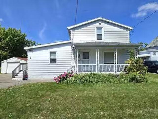 House for sale in Glace Bay, Nova Scotia