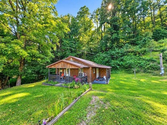 House for sale in Ansted, Fayette County