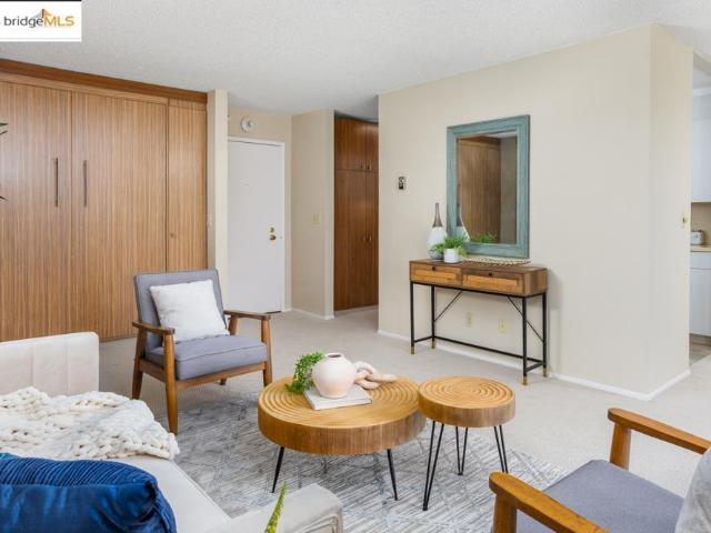 Condo for sale in Emeryville, California