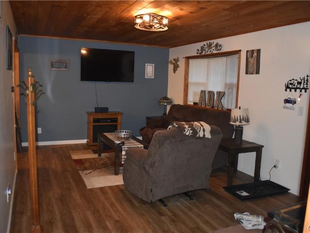 House for sale in Town of New Hartford, Oneida County