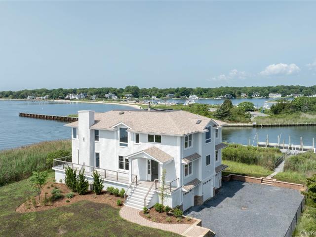 House for sale in Centereach, New York