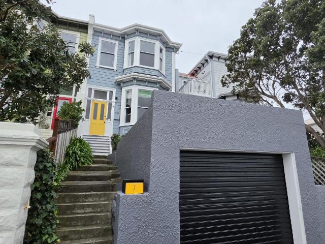 Townhouse for rent in Matata, Wellington