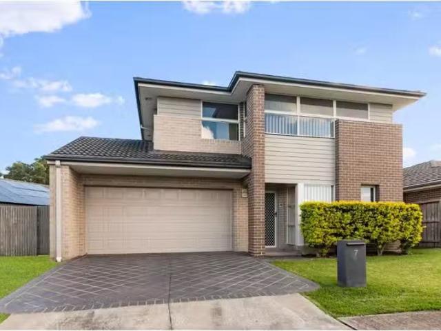 House for rent in Middleton Grange, Sydney