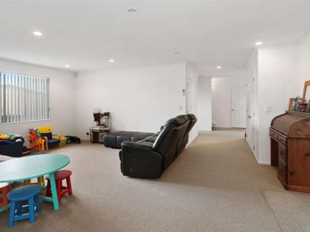 House for sale in Clarks