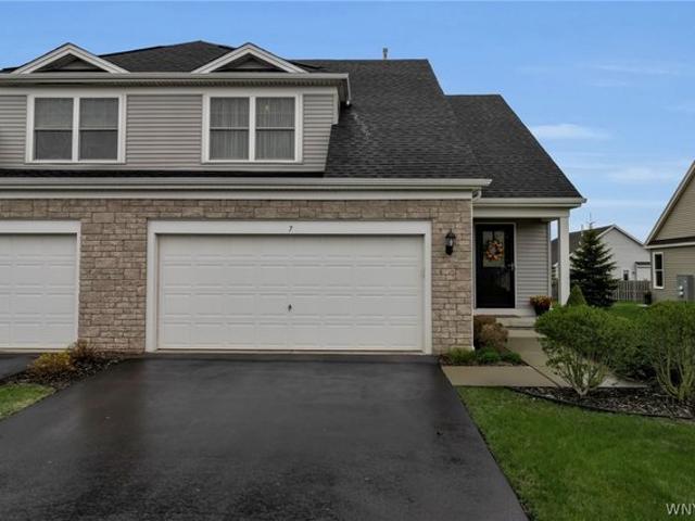 Condo for sale in Bowmansville, New York