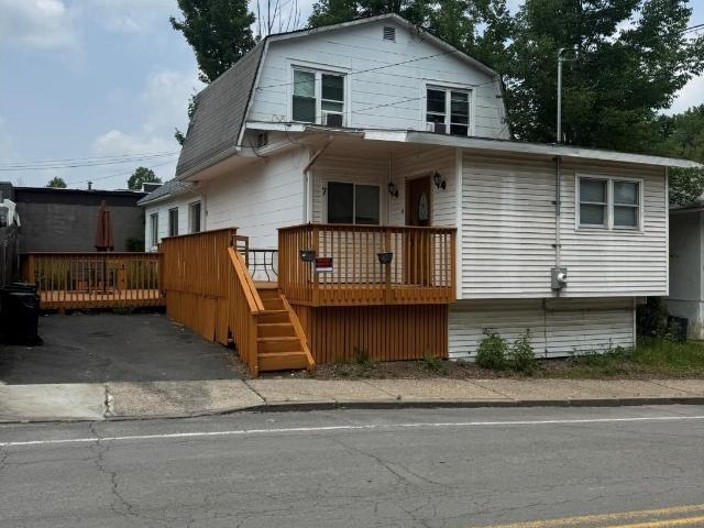 Townhouse for sale in Fallsburg, New York