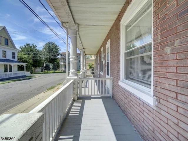 Townhouse for sale in Phillipsburg, New Jersey