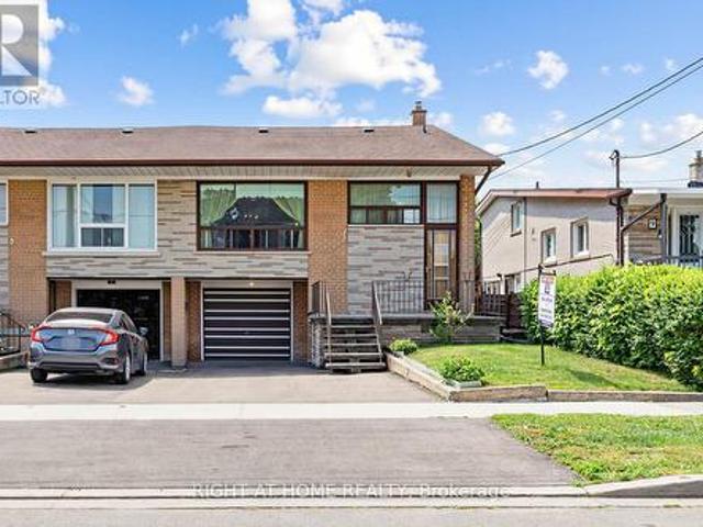 House for sale in Humber River—Black Creek, Toronto