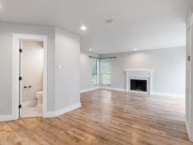 Townhouse for sale in Bedford, Texas
