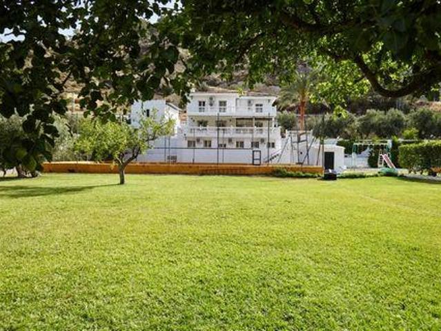 Casa en venta en La Cerradura, Pegalajar