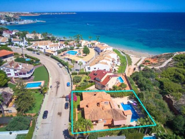 Chalet en venta en Campoamor, l'Alacantí