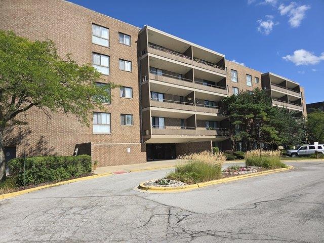 Condo for sale in Hazel Crest, Illinois
