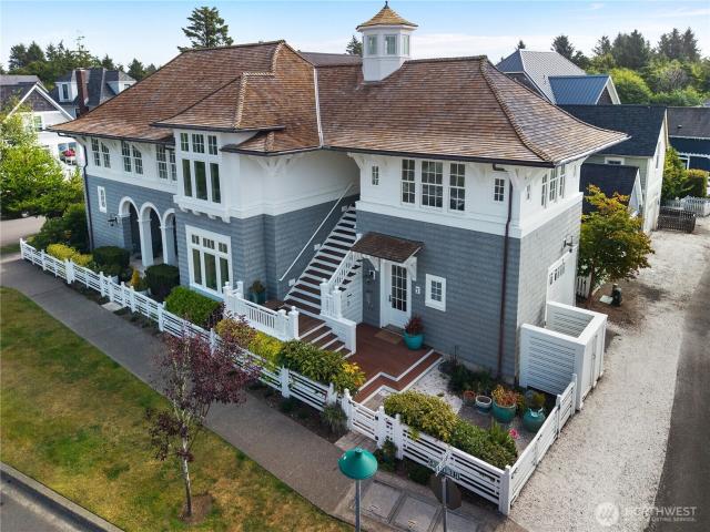 House for sale in Pacific Beach, Washington
