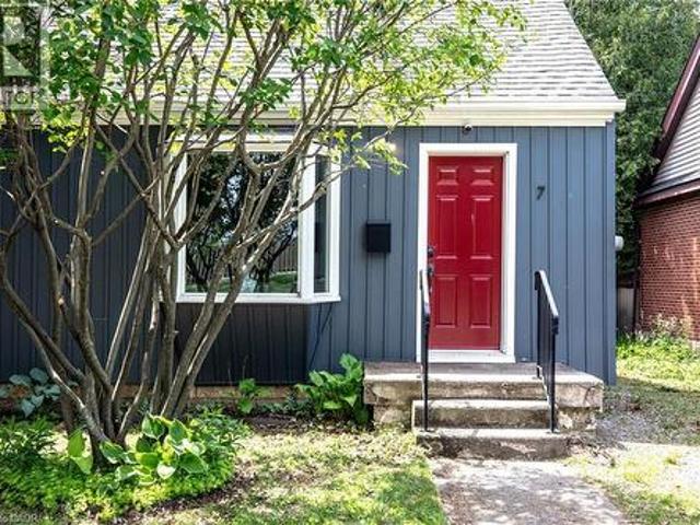 House for sale in Ancaster, Ontario
