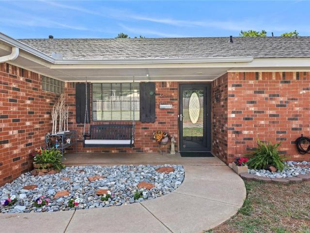 House for sale in Clinton, Oklahoma