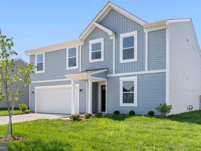 House for sale in Bunker Hill, West Virginia