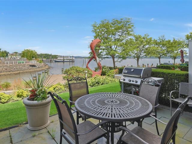 Townhouse for sale in Haverstraw Townhouse for sale in Haverstraw