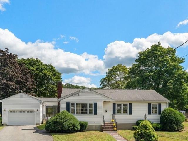 House for sale in North Reading, Massachusetts