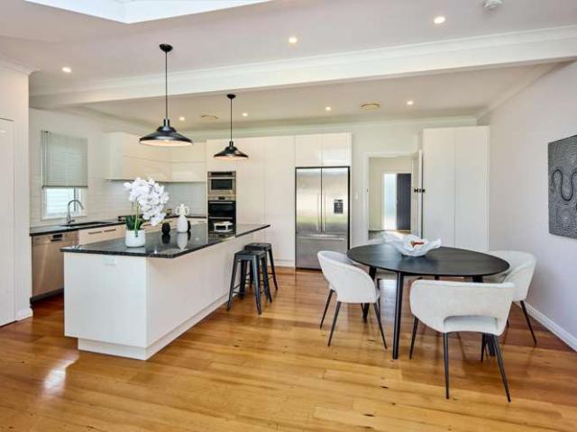 House for sale in Days Bay, Wellington
