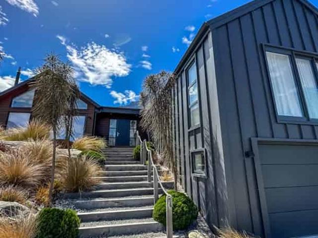 House for rent in Otakou