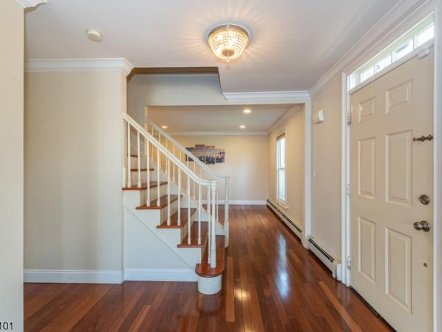House for sale in Mountain Lakes, New Jersey