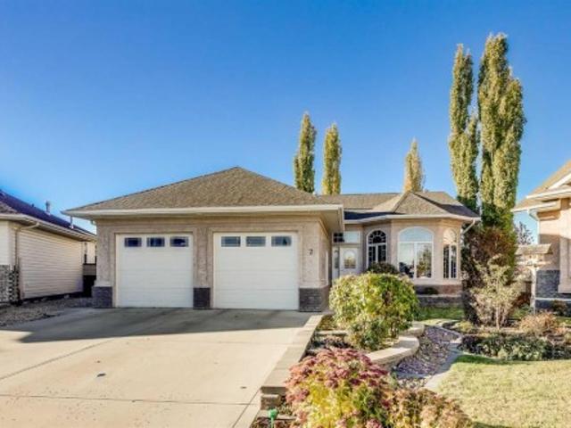 House for sale in Sylvan Lake, Alberta