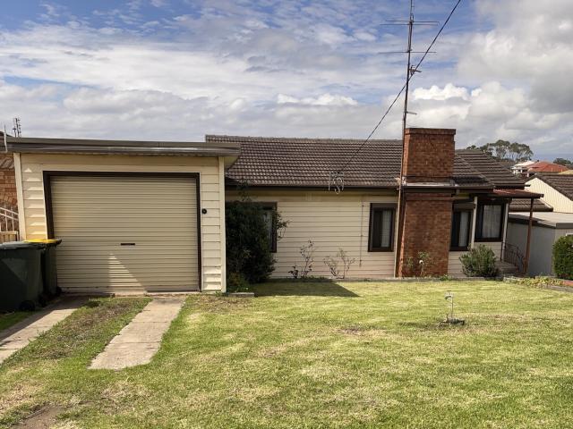 House for rent in Wollongong West, New South Wales