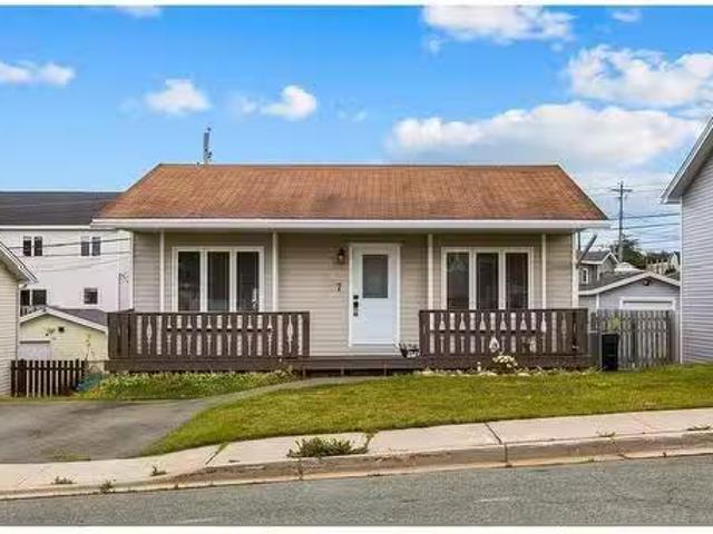 House for sale in Paradise, Newfoundland And Labrador