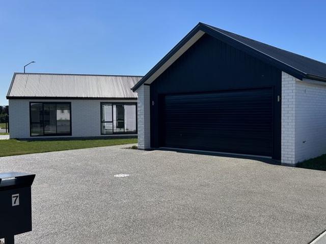 House for rent in Rolleston, Canterbury