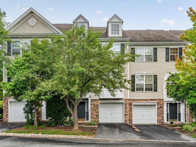 Condo for sale in Monroe, New York