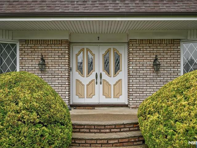 House for sale in Fairfield, New Jersey