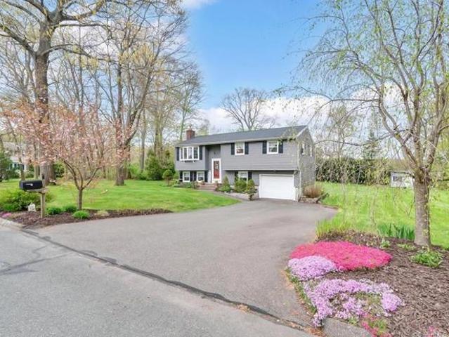 House for sale in Ellington, Connecticut