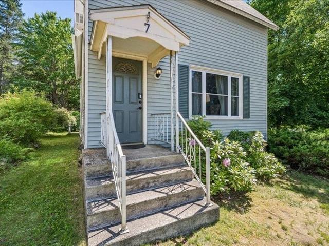 House for sale in New Hampshire