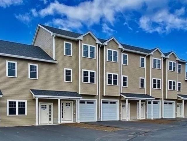 Condo for sale in Chelmsford, Massachusetts