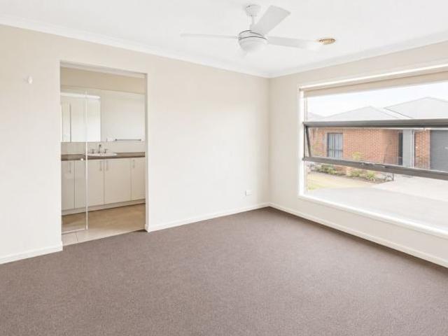House for rent in Alma, Victoria