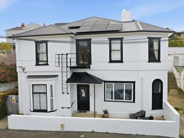House for rent in Otakou