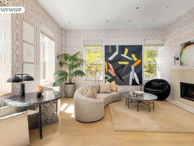 Condo for sale in Arverne, New York