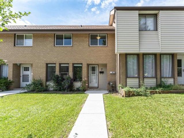 Townhouse for sale in Saint Albert, Alberta