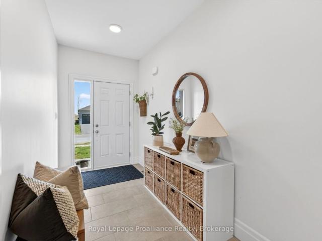House for rent in Picton, Central Ontario