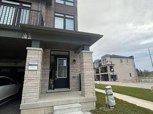 Townhouse for rent in Woburn, Ontario