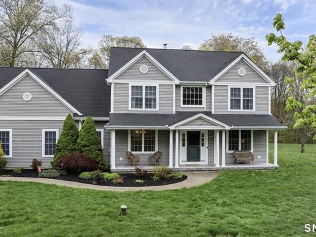 House for sale in East Lyme, Connecticut